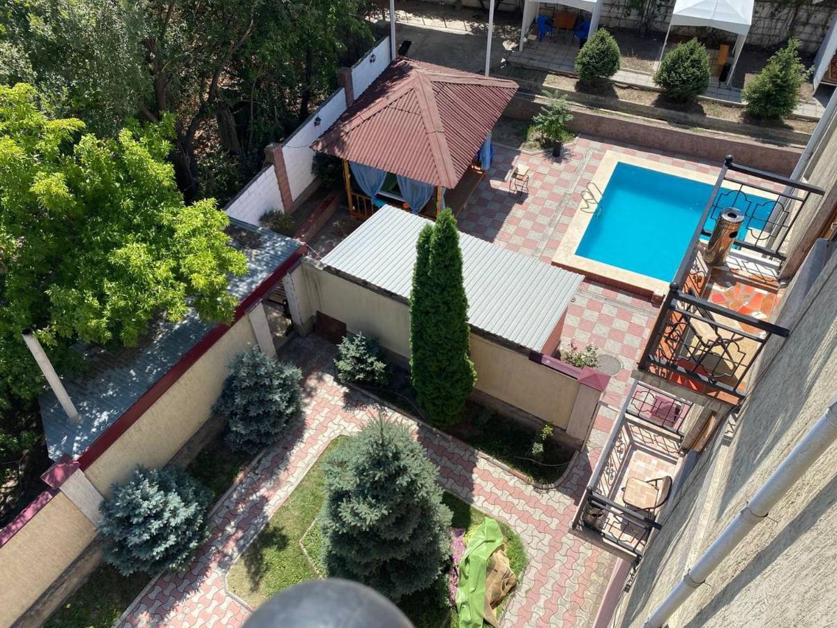 King House Hotel Bişkek Dış mekan fotoğraf