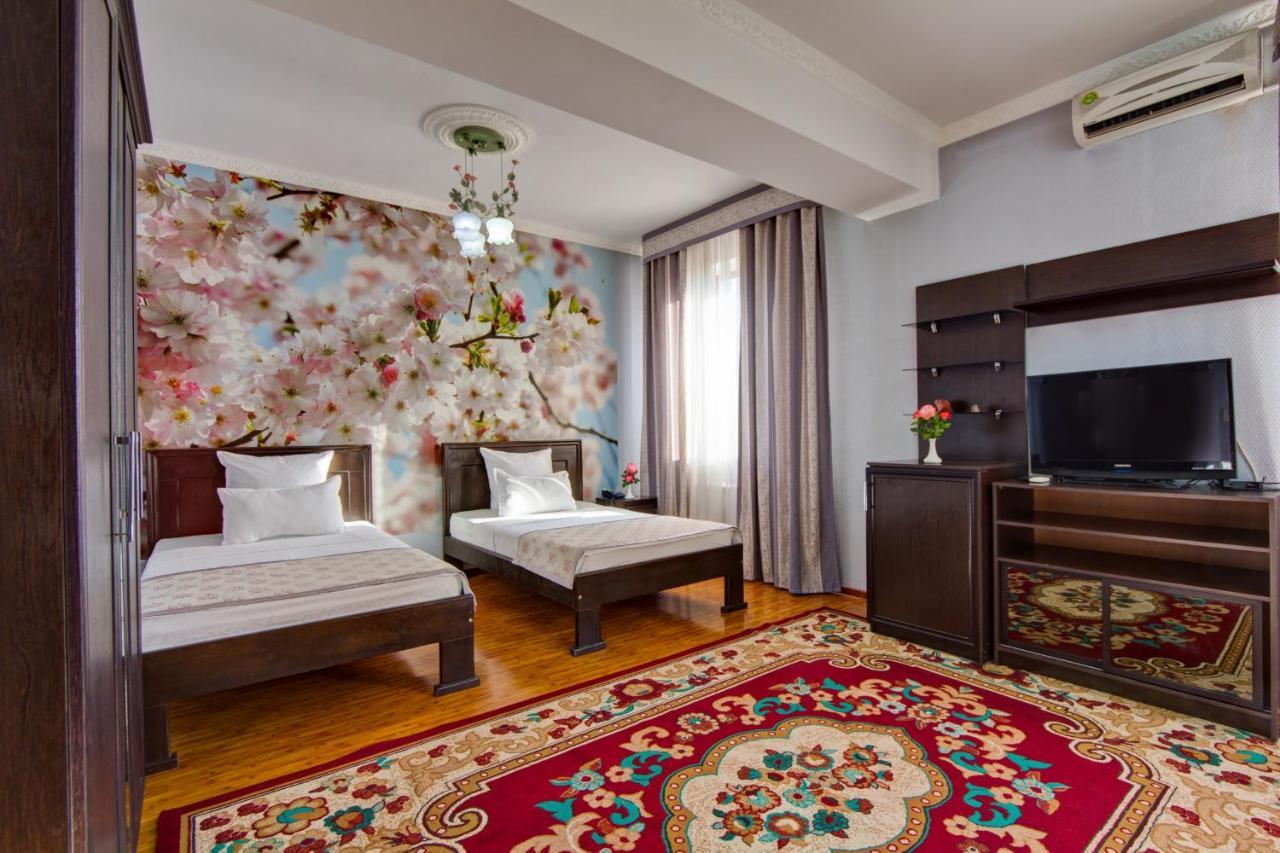 King House Hotel Bişkek Dış mekan fotoğraf