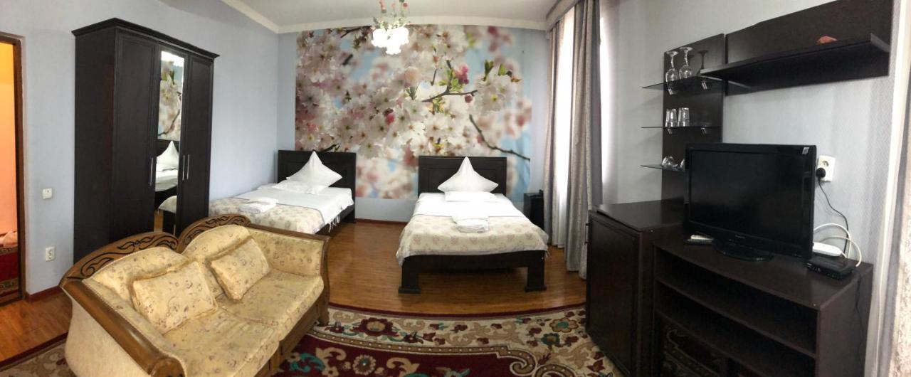 King House Hotel Bişkek Dış mekan fotoğraf