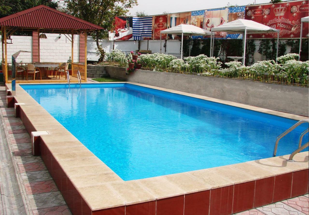 King House Hotel Bişkek Dış mekan fotoğraf