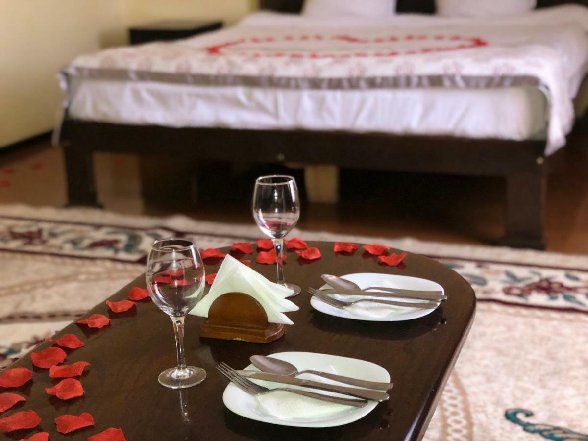 King House Hotel Bişkek Dış mekan fotoğraf